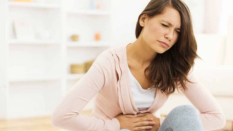 abdominal pain due to parasites in the body